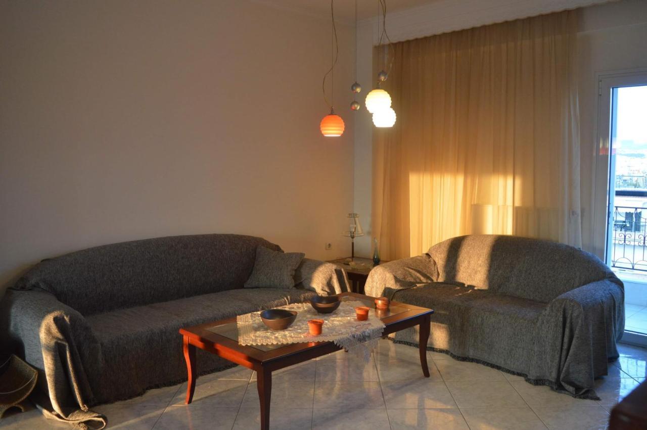 marina's apartment Tesalonika Bagian luar foto