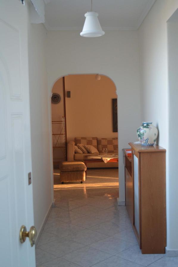 marina's apartment Tesalonika Bagian luar foto